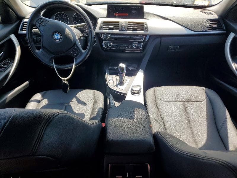2018 BMW 320 XI 8