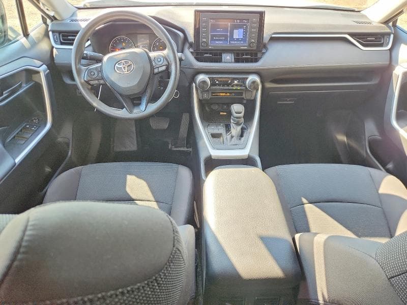 2022 TOYOTA RAV4 LE 8