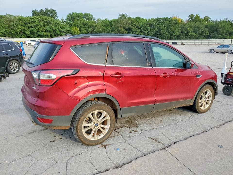 2017 FORD ESCAPE SE 3