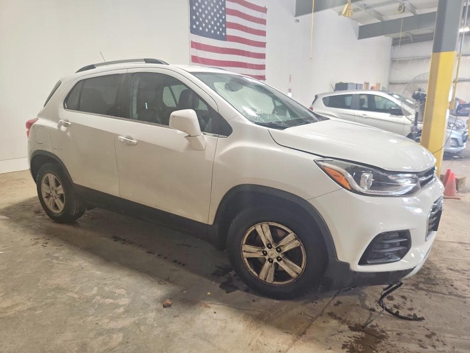 2017 CHEVROLET TRAX 1LT 4