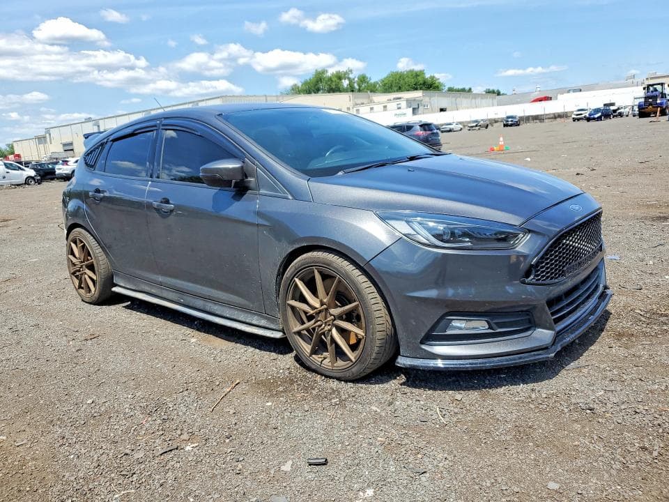 2017 FORD FOCUS ST 4