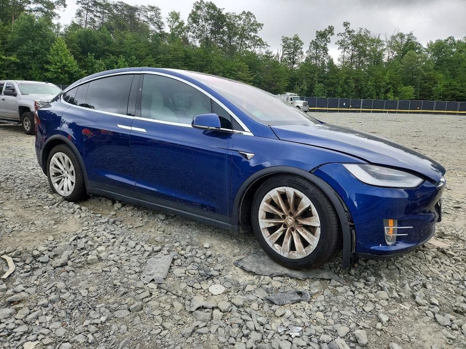 2021 TESLA MODEL X 4
