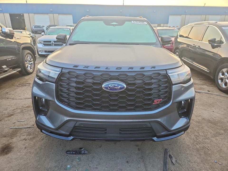 2025 FORD EXPLORER ST 5