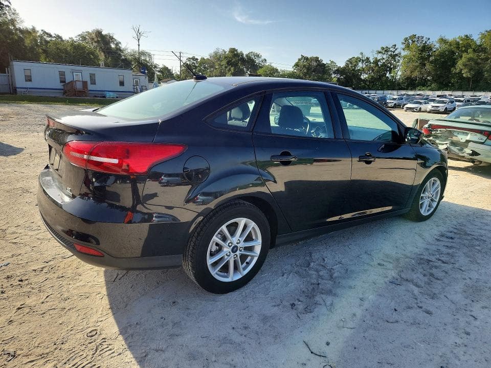 2018 FORD FOCUS SE 3