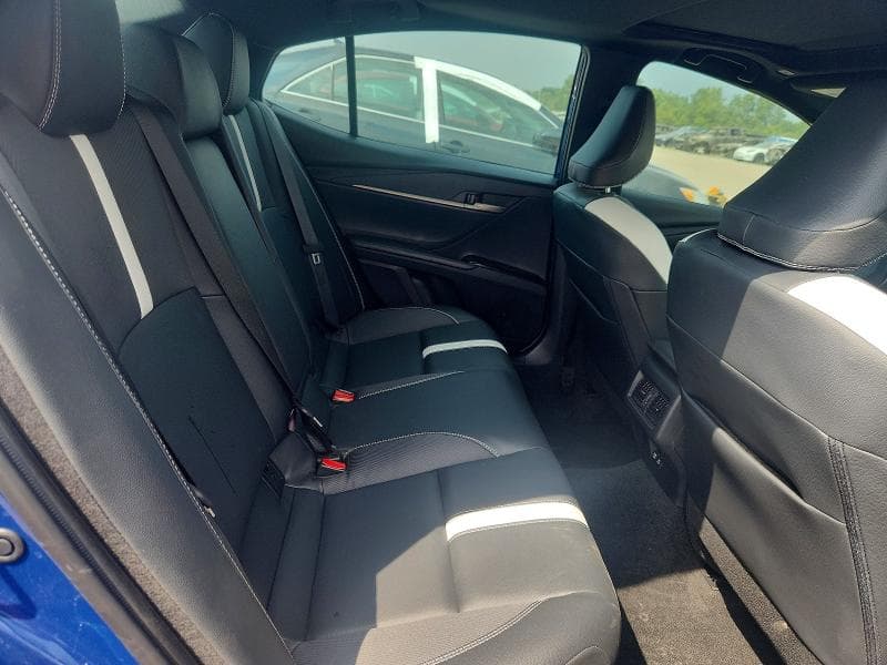 2026 TOYOTA CAMRY SE 10