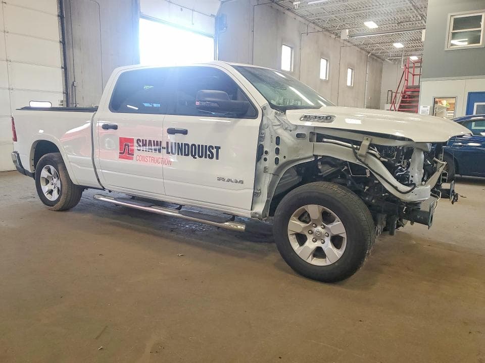 2025 RAM 1500 BIG HORN/LONE STAR 4