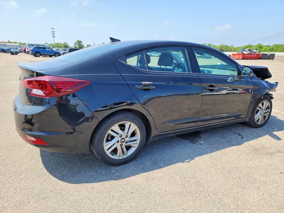 2020 HYUNDAI ELANTRA SEL 3