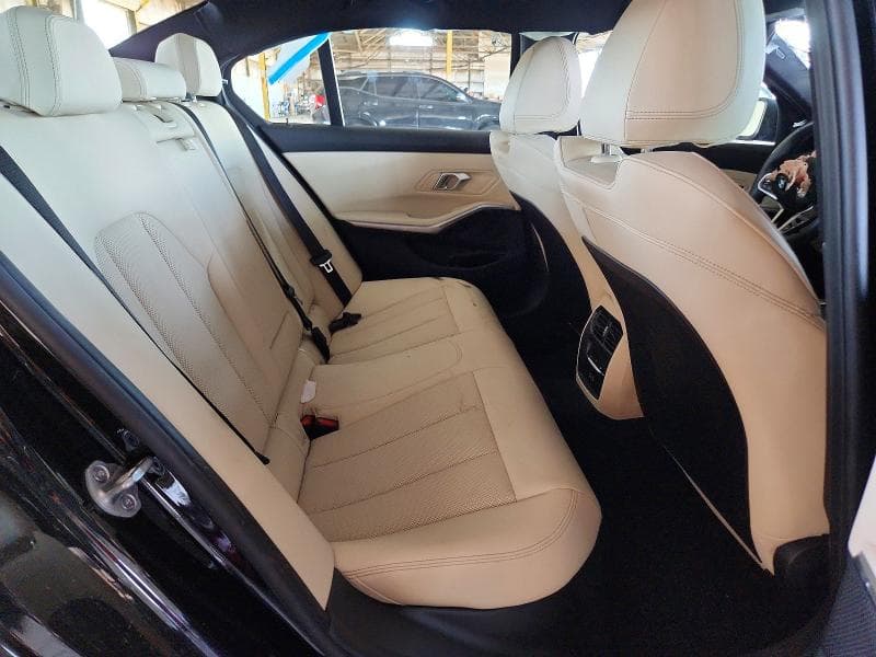 2025 BMW 330XI 10
