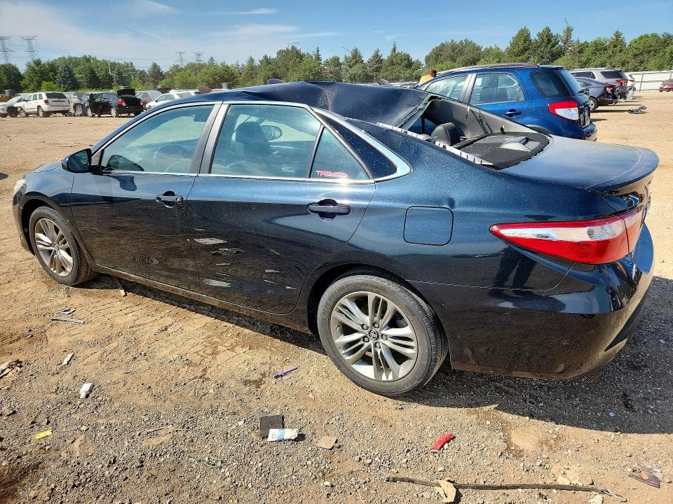 2017 TOYOTA CAMRY SE 2
