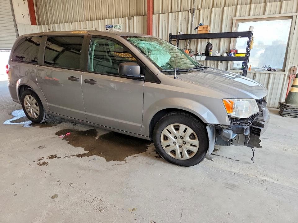 2020 DODGE GRAND CARAVAN SE 4