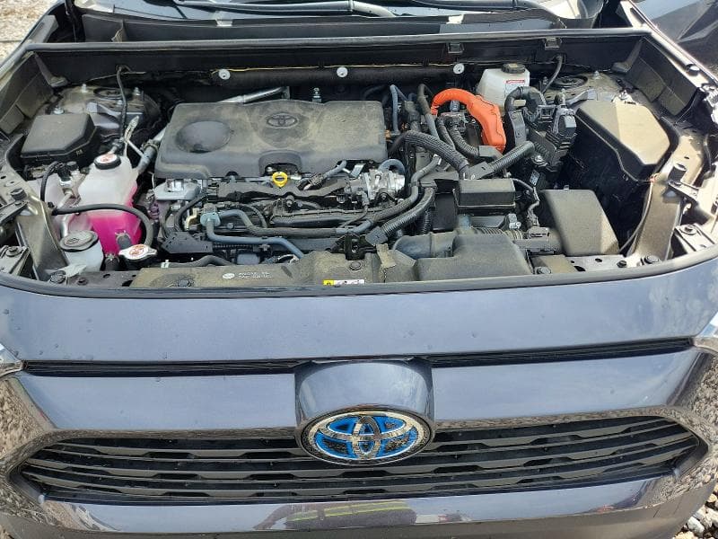 2024 TOYOTA RAV4 HYBRID XLE 12