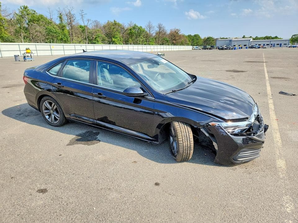 2023 VOLKSWAGEN JETTA SE 4