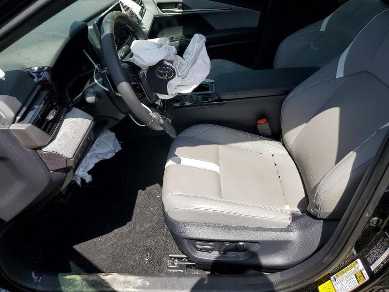 2026 TOYOTA CAMRY SE 7