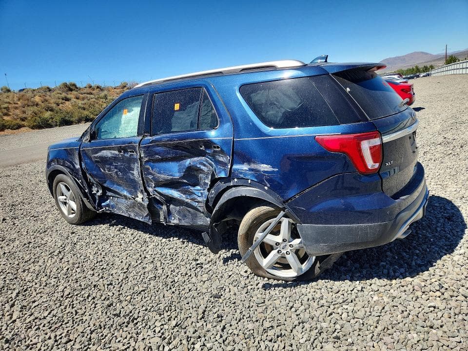 2017 FORD EXPLORER XLT 2