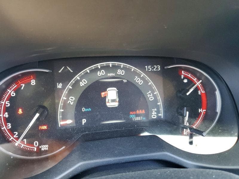 2024 TOYOTA RAV4 LE 9