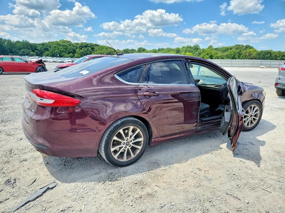 2017 FORD FUSION SE 3
