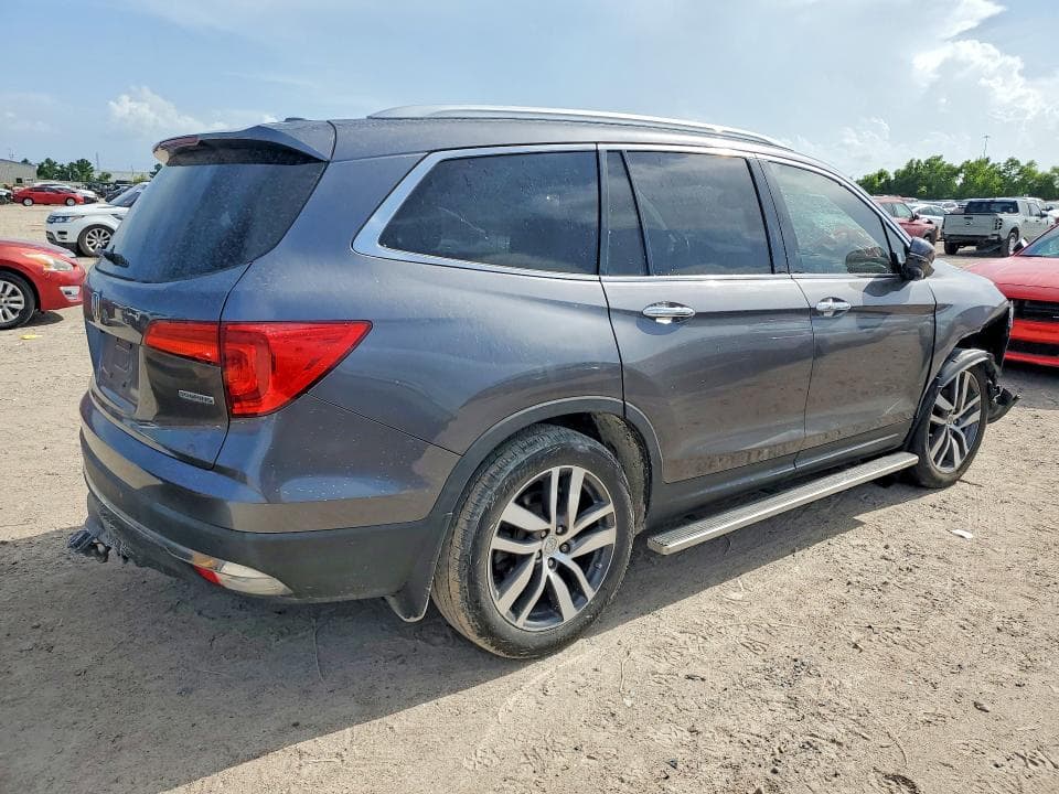 2017 HONDA PILOT TOURING 3