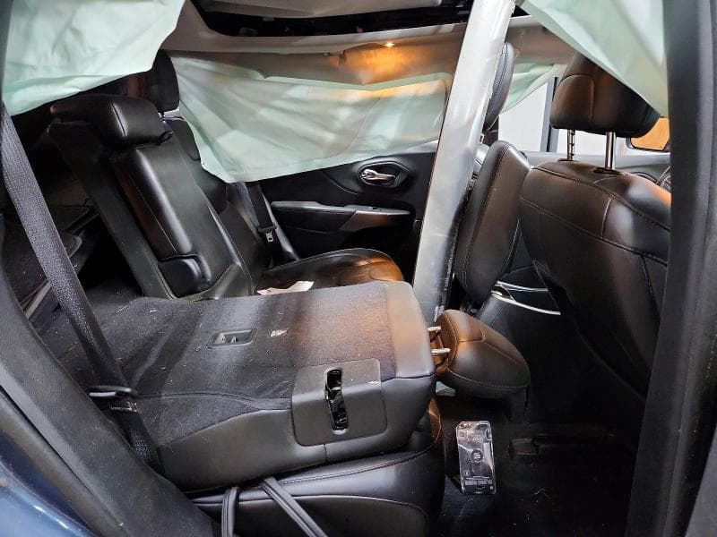 2019 JEEP CHEROKEE LIMITED 11