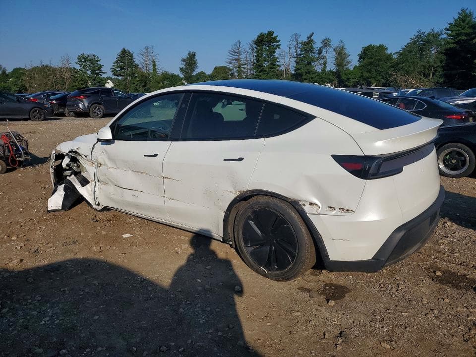 2026 TESLA MODEL Y 2