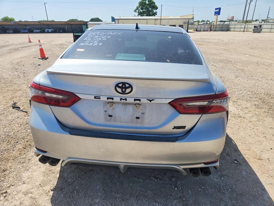 2022 TOYOTA CAMRY XSE 6