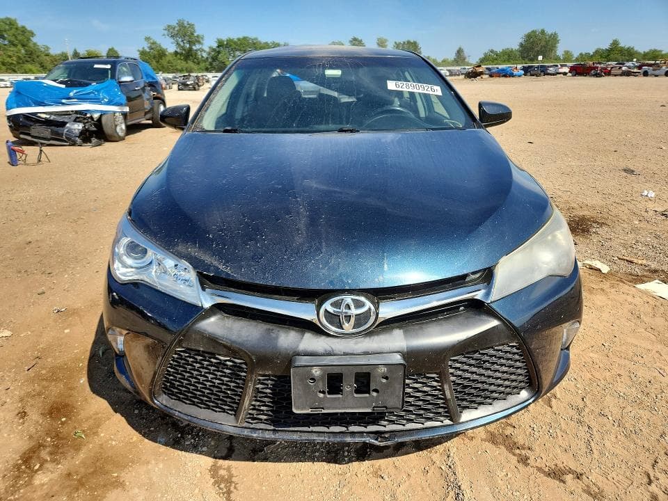 2017 TOYOTA CAMRY SE 5