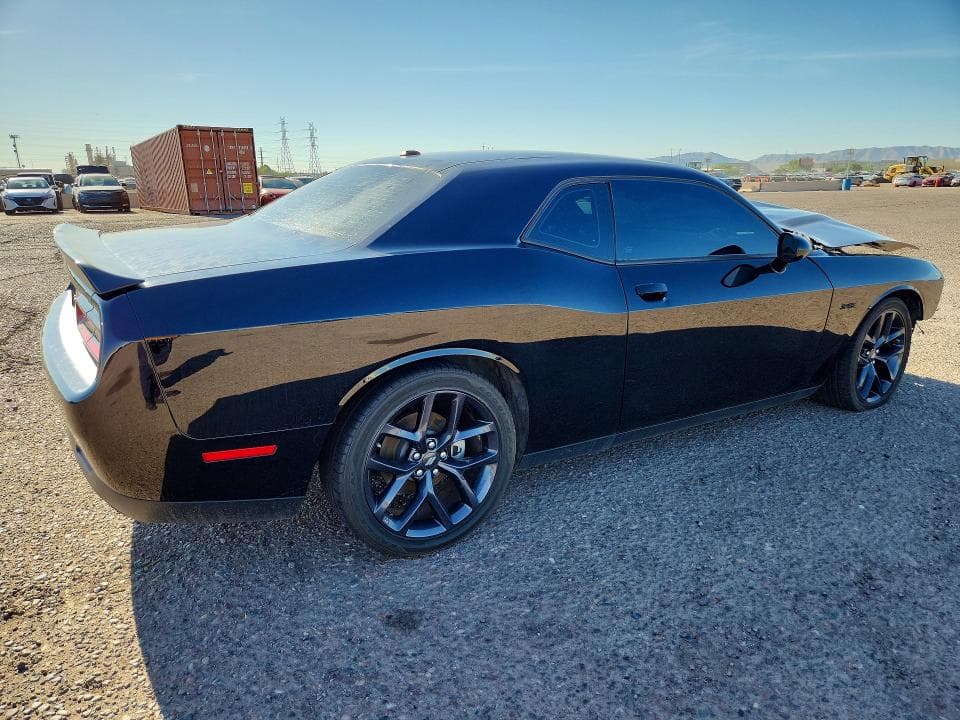 2023 DODGE CHALLENGER R/T 3