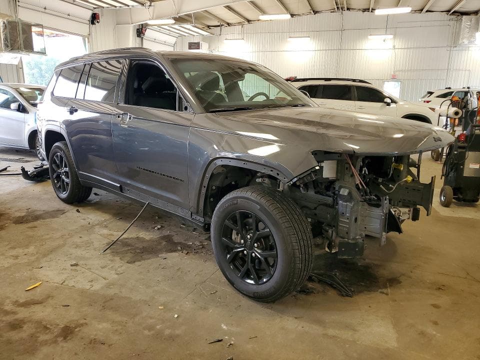 2022 JEEP GRAND CHEROKEE L LAREDO 4