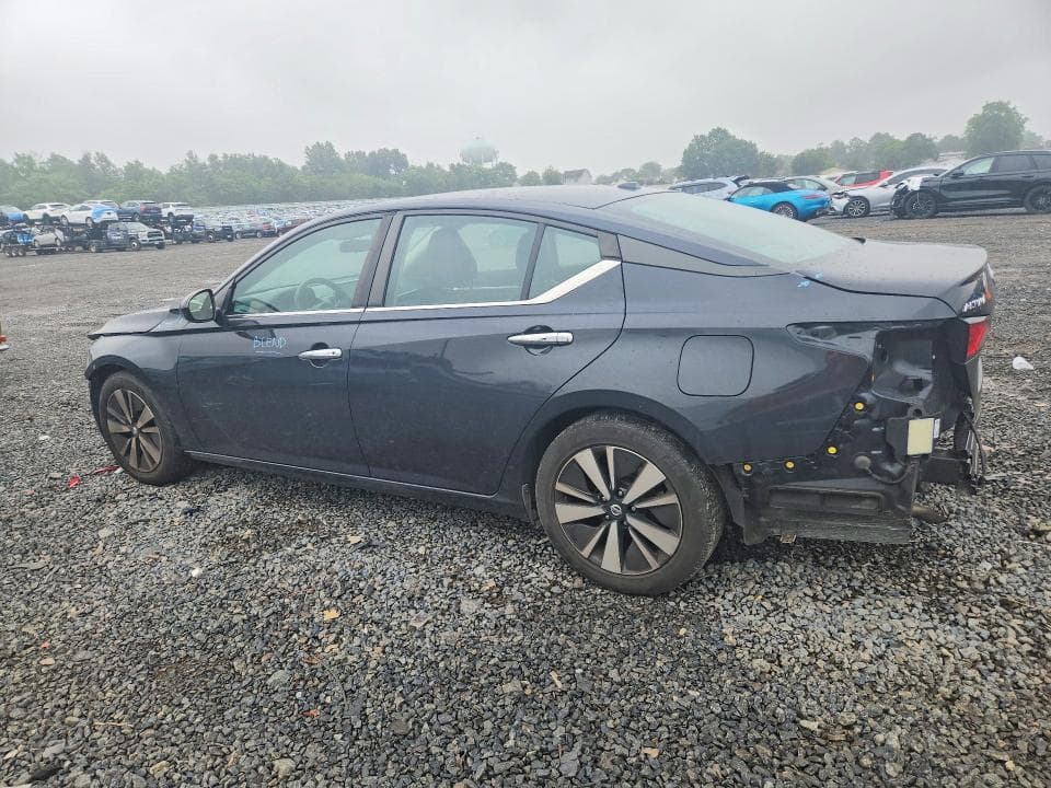 2021 NISSAN ALTIMA SV 2