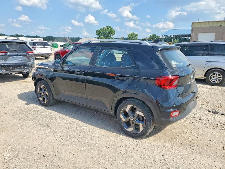 2022 HYUNDAI VENUE SEL 2