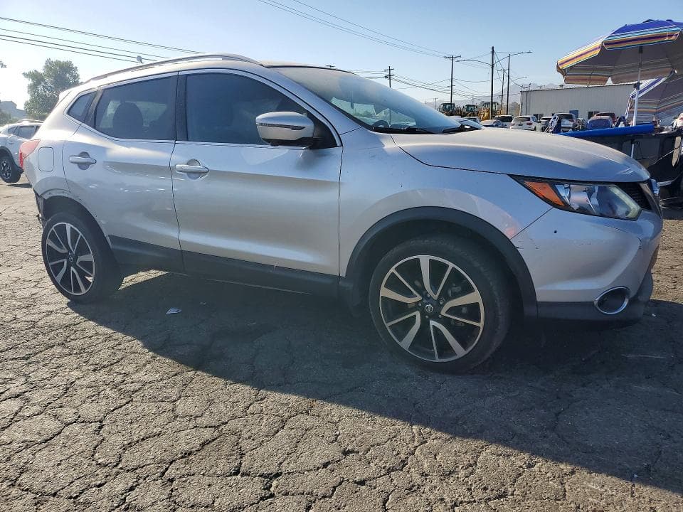 2017 NISSAN ROGUE SPORT SL 4