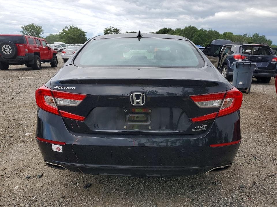 2018 HONDA ACCORD TOURING 6