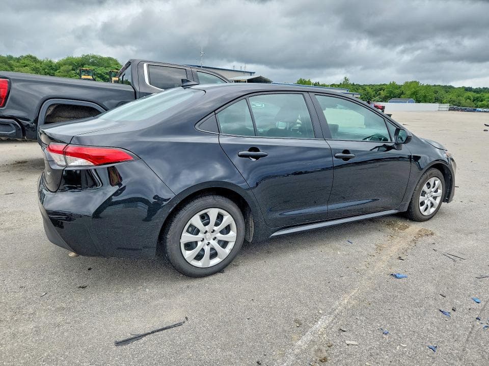 2024 TOYOTA COROLLA LE 3