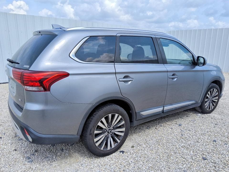 2020 MITSUBISHI OUTLANDER SE 3