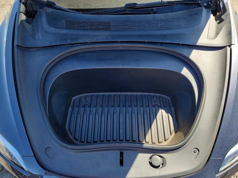 2025 TESLA MODEL 3 11