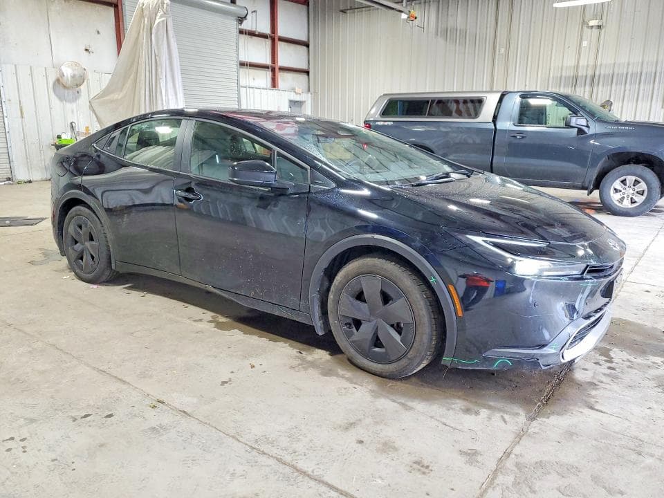 2025 TOYOTA PRIUS PLUG-IN HYBRID SE 4