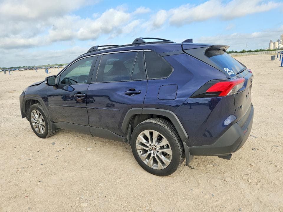 2025 TOYOTA RAV4 XLE PREMIUM 2