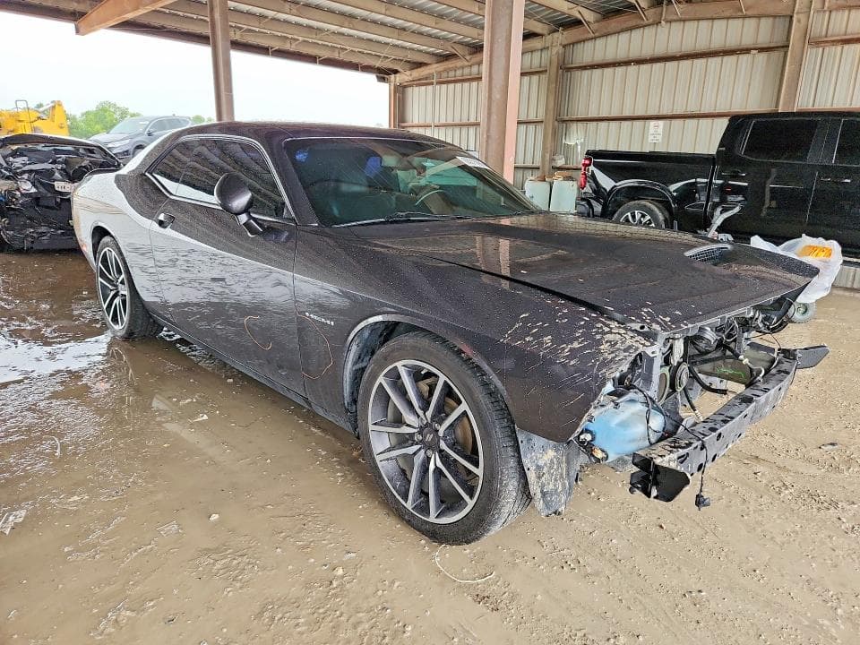 2022 DODGE CHALLENGER R/T 4