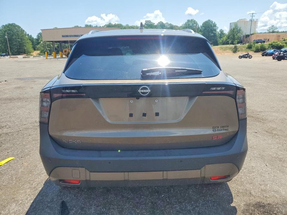 2025 NISSAN KICKS SR 6