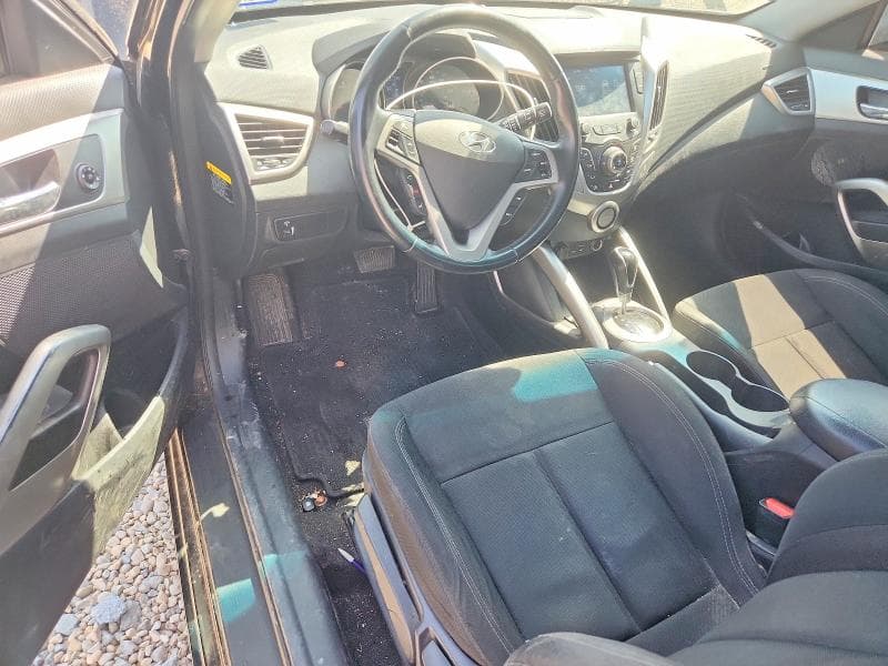 2017 HYUNDAI VELOSTER BASE 8