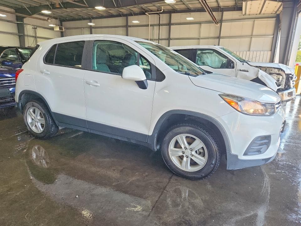2017 CHEVROLET TRAX LS 4
