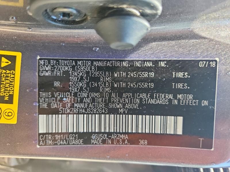 2018 TOYOTA HIGHLANDER SE 14