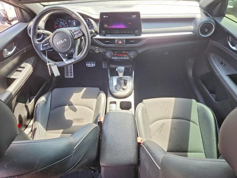 2022 KIA FORTE GT LINE 8