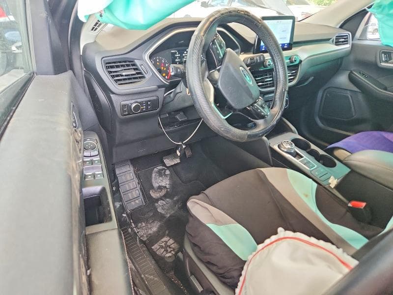 2022 FORD ESCAPE SE 8