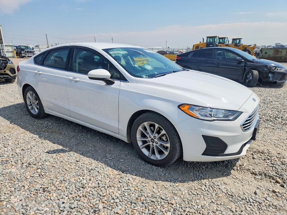 2020 FORD FUSION SE 4