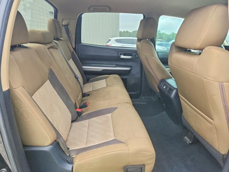 2017 TOYOTA TUNDRA CREWMAX SR5 10