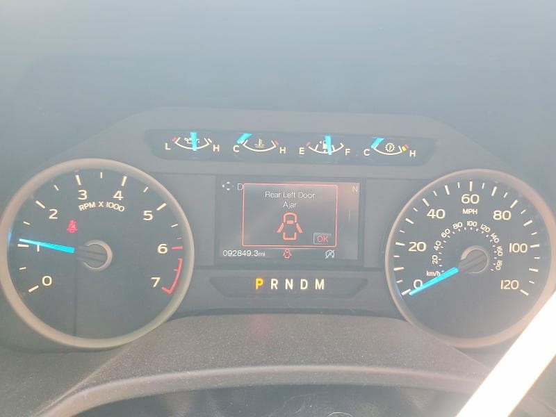 2017 FORD F150 SUPERCREW 9