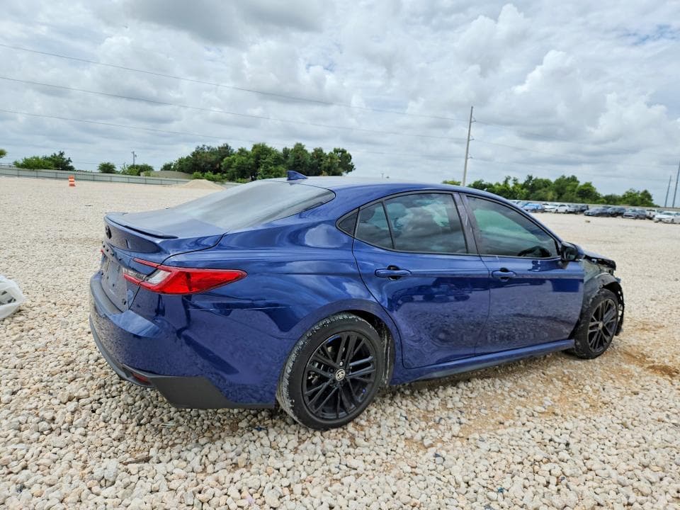 2025 TOYOTA CAMRY SE 3