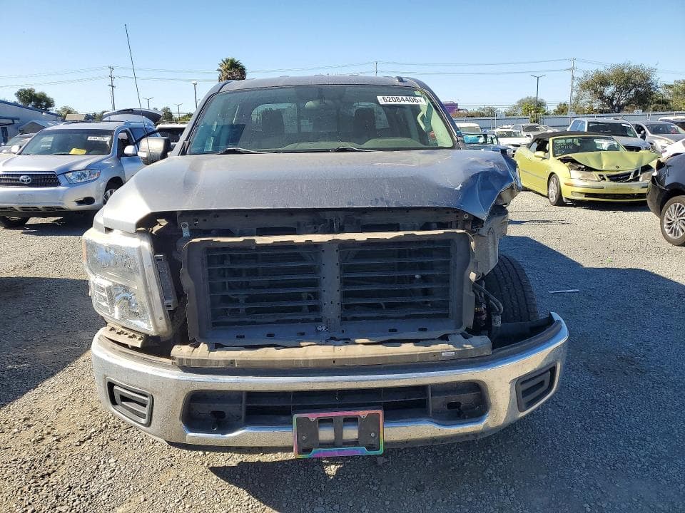 2017 NISSAN TITAN S 5