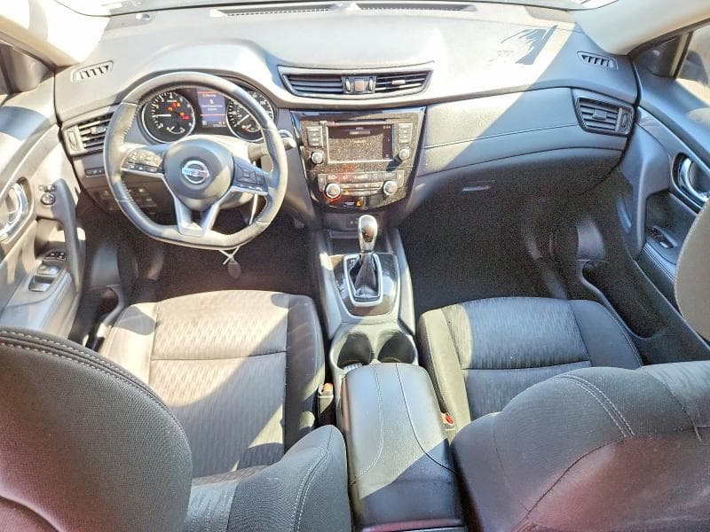 2019 NISSAN ROGUE SV 8