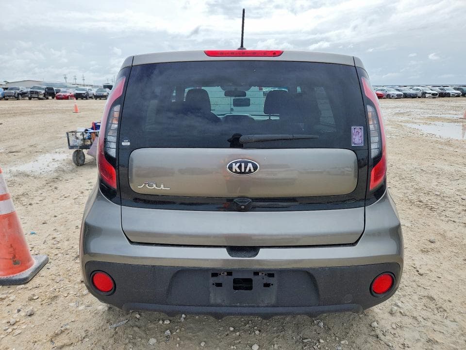 2017 KIA SOUL BASE 6